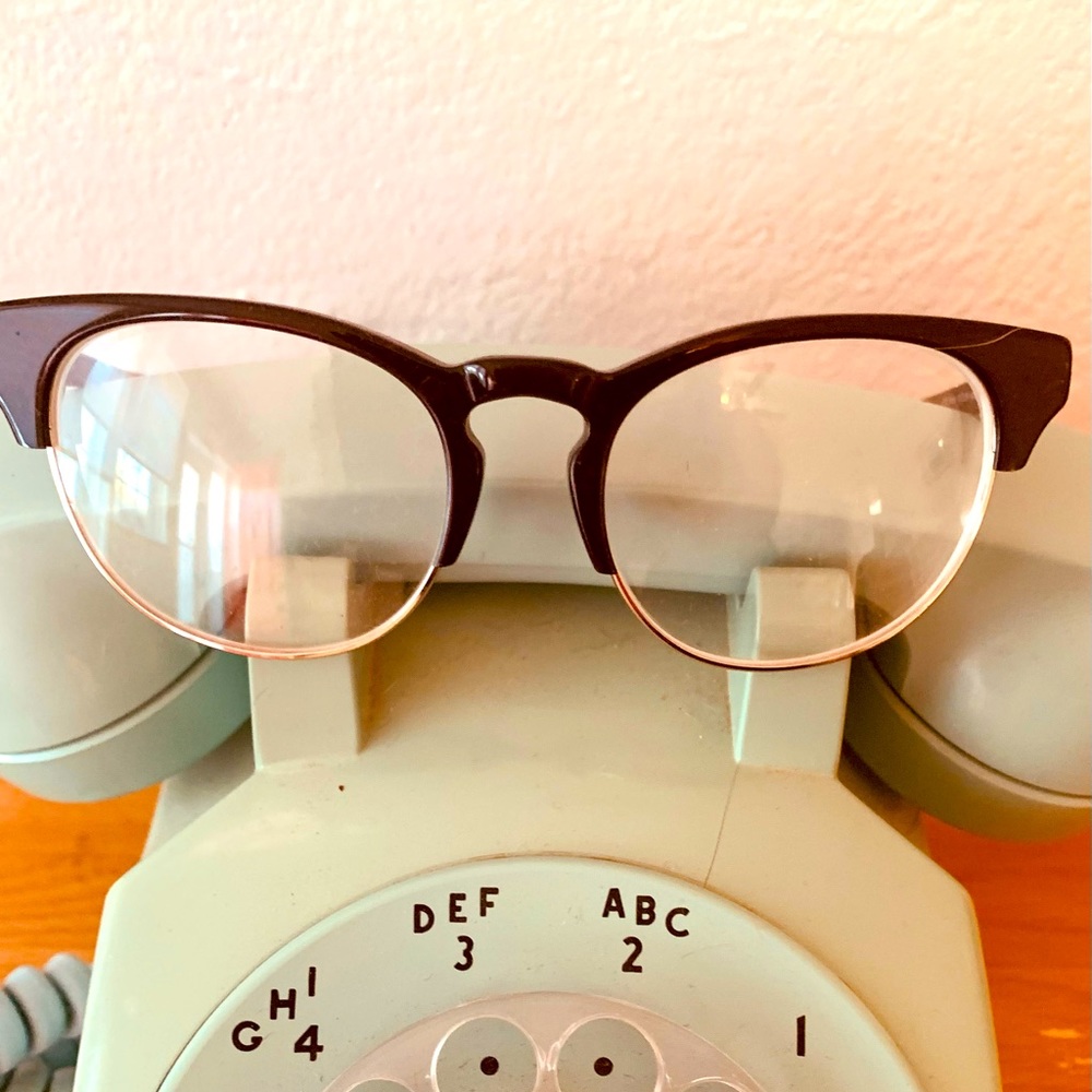Vintage frames •LOVE• 👓